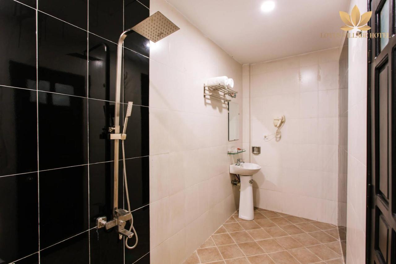 Lotus Village Hotel Ханой Екстериор снимка